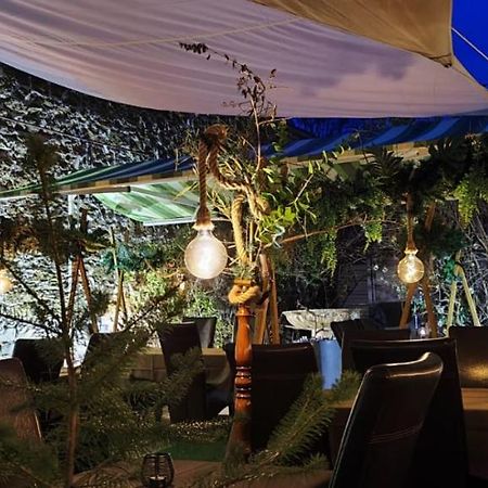 Logis Hotel Restaurant Entre Nous Langeac Bagian luar foto